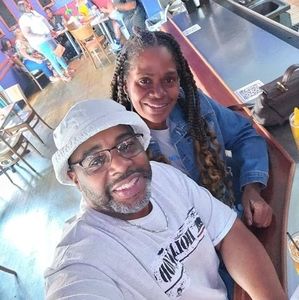 Meet your Posher, Derrick